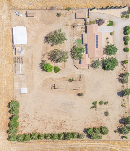 8541 W Avenue D, Lancaster, CA 93536