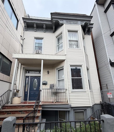 2808 Palisade Ave, Weehawken, NJ 07086