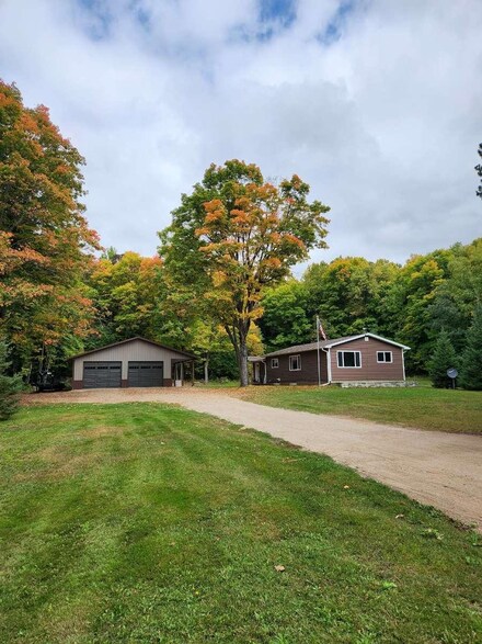 6709 Railway Ln, Rhinelander, WI 54501