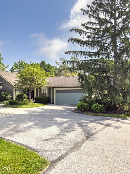 7470 Charrington Ct, Indianapolis, IN 46254