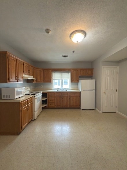 496 Main St Unit 2, Stoneham, MA 02180