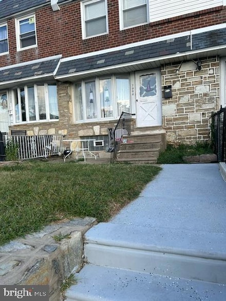 7903 Leonard St, Philadelphia, PA 19152