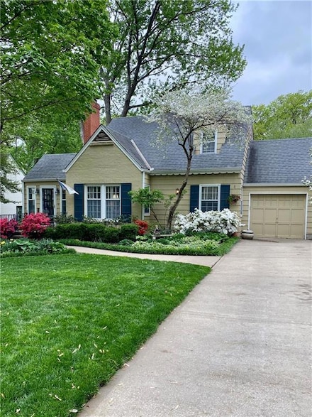 5500 Canterbury Rd, Fairway, KS 66205