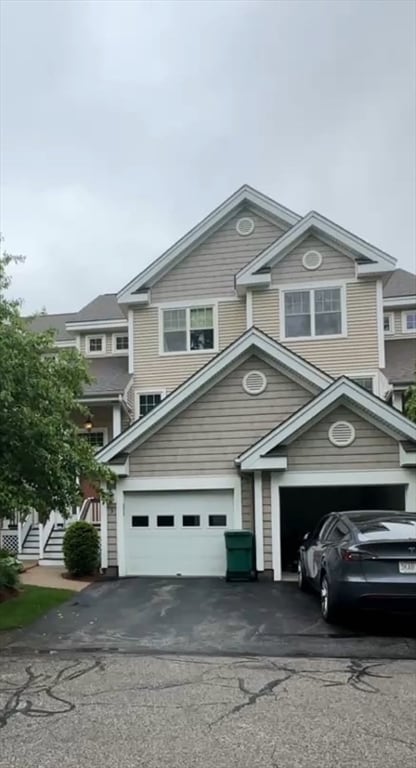 5 Lincoln Ln Unit 5, North Grafton, MA 01536