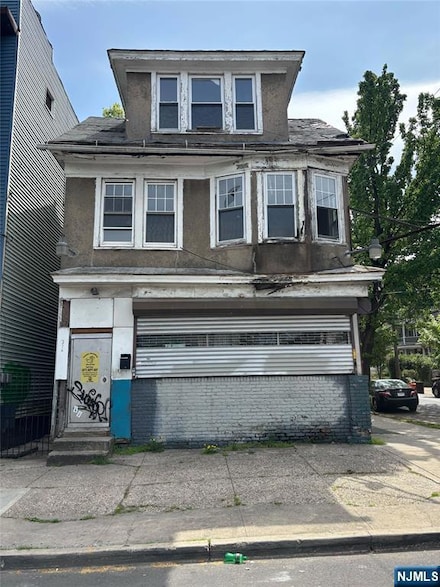 376 Avon Ave, Newark, NJ 07108