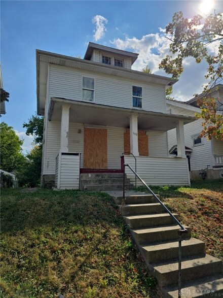 148 W Fairview Ave, Dayton, OH 45405