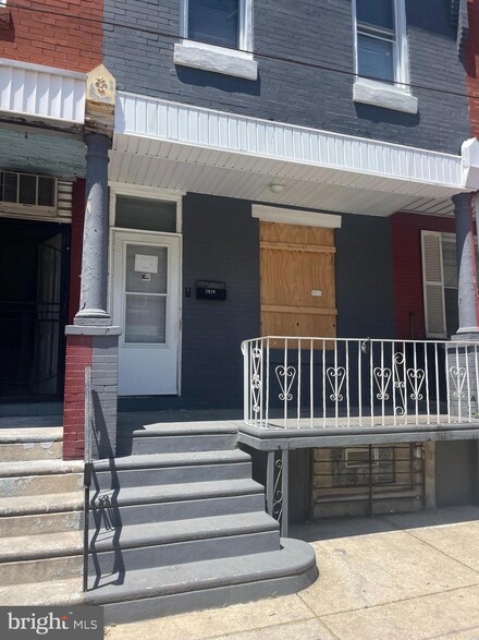2910 N Stillman St, Philadelphia, PA 19132