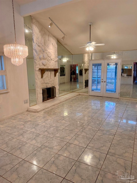 6077 Hilburn Rd, Pensacola, FL 32504
