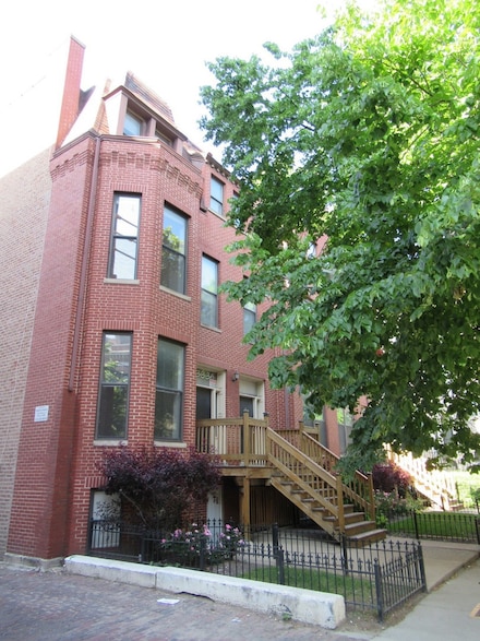 1538 W Monroe St Unit 2, Chicago, IL 60607