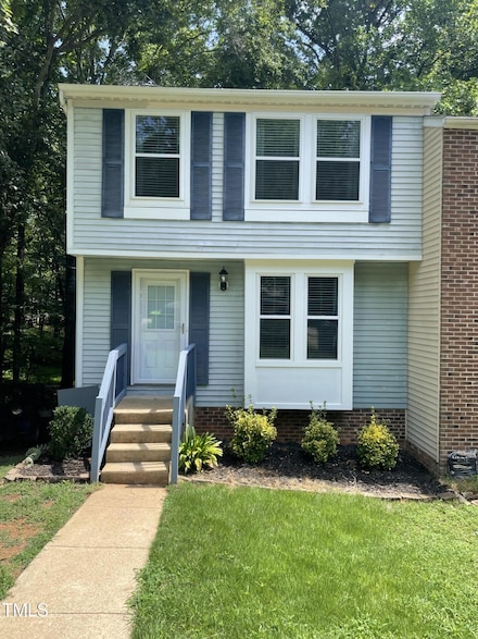 7276 Shellburne Dr, Raleigh, NC 27612