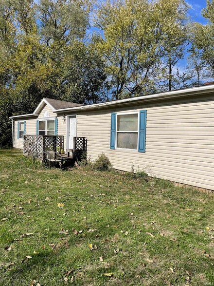 1904 E Dartmouth Ave, Muncie, IN 47303