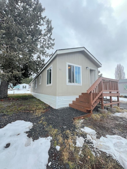 4000 Round Lake Rd Unit SPC 87, Klamath Falls, OR 97601