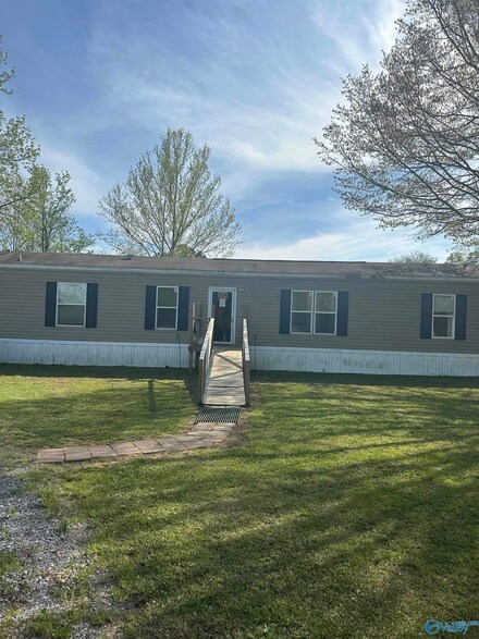 456 County Road 369, Crossville, AL 35962