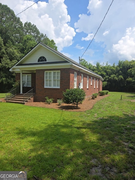 824 W Railroad St, Claxton, GA 30417