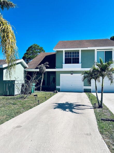 1792 SE Balmoral Ct, Port Saint Lucie, FL 34952