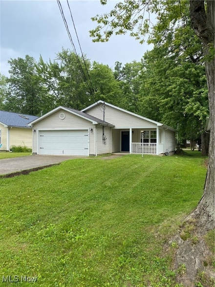 4920 Thomas Blvd, Geneva, OH 44041