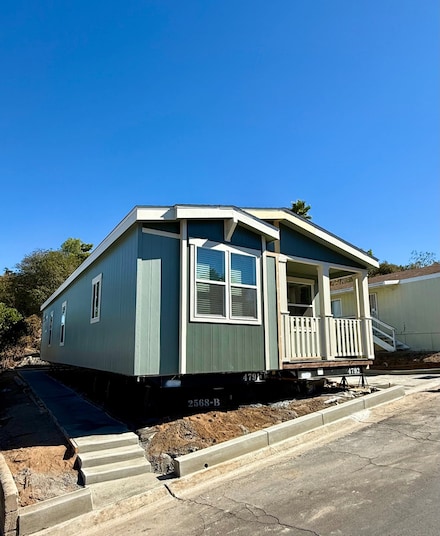 13217 Aurora Dr Unit 64, El Cajon, CA 92021