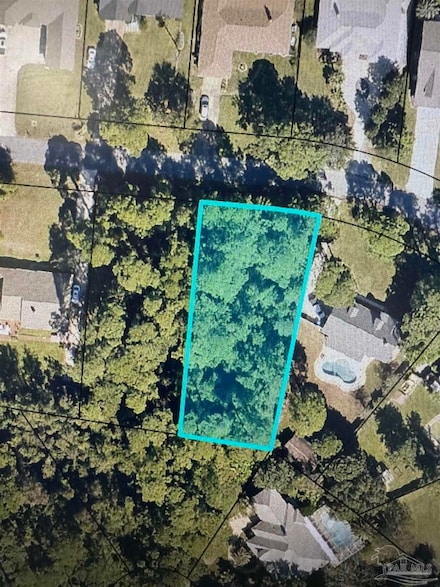 LOT J8 Paradise Bay Dr, Midway, FL 32563