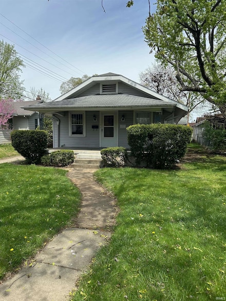 1513 Hildreth St, South Bend, IN 46615