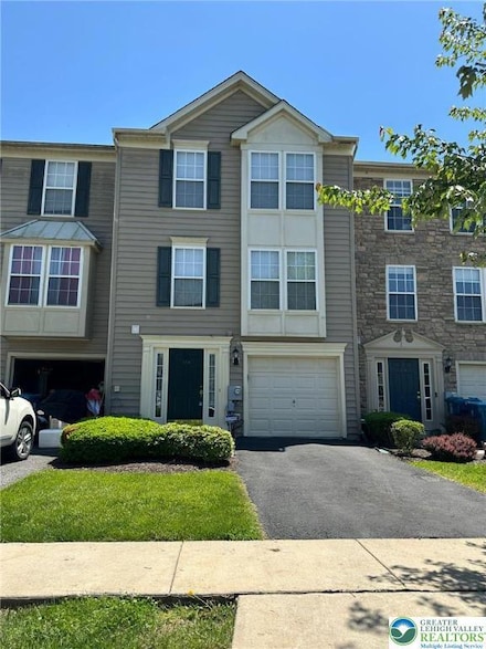 118 Knollwood Dr, Easton, PA 18042