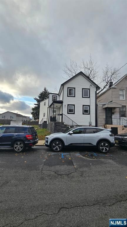 441 S 9th St, Newark, NJ 07103