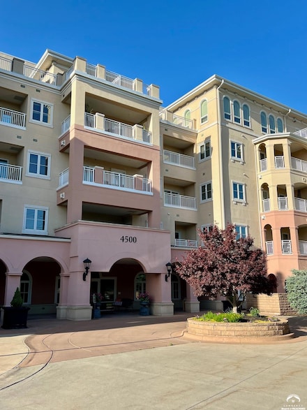 4500 Bob Billings Pkwy Unit 408, Lawrence, KS 66049