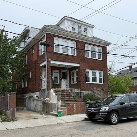 40 Putnam Rd Unit 40, Somerville, MA 02145