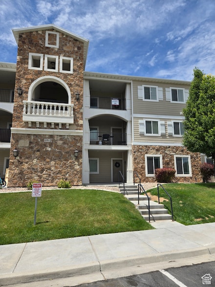 1921 N Crest Rd, Saratoga Springs, UT 84045