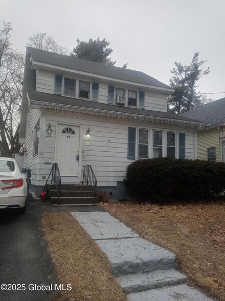 93 Hollywood Ave, Albany, NY 12208