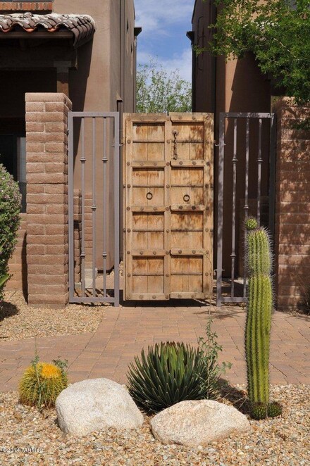 4100 N Thurston Ln Unit 101, Tucson, AZ 85705