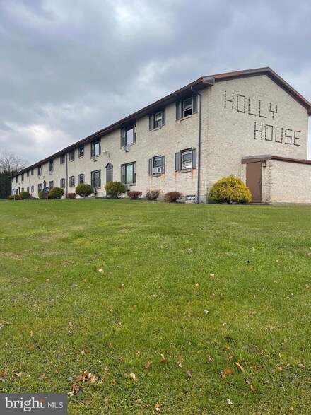 502 Washington St Unit 4B, Shoemakersville, PA 19555