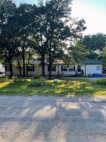 4852 Deerwood Way, Sand Springs, OK 74063