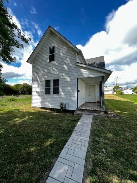606 W Adams St, Alexandria, IN 46001