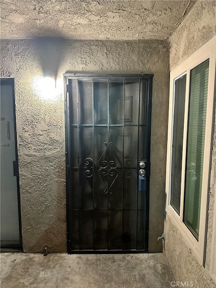 2455 W Acacia Ave, Hemet, CA 92545