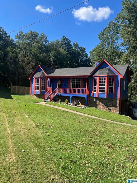 467 Altamont Dr, Pleasant Grove, AL 35127