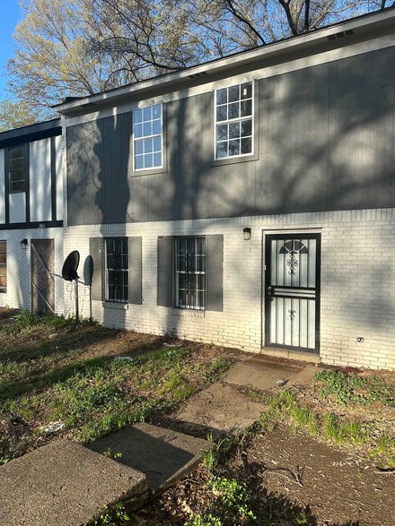3067 Saint Croix Place Unit 83, Memphis, TN 38127