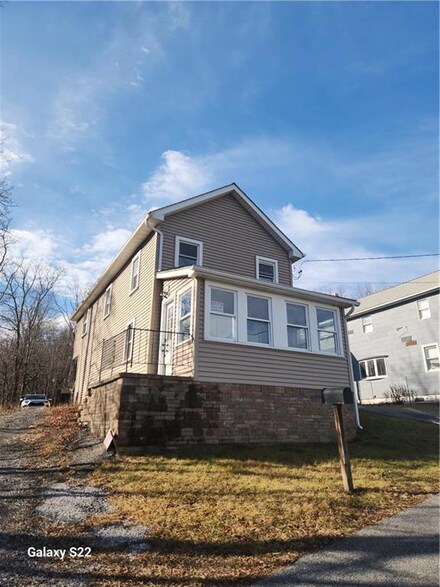 601 Washington St, Mount Bethel, PA 18343