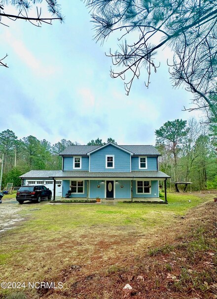 6071 Burgaw Hwy, Maple Hill, NC 28454