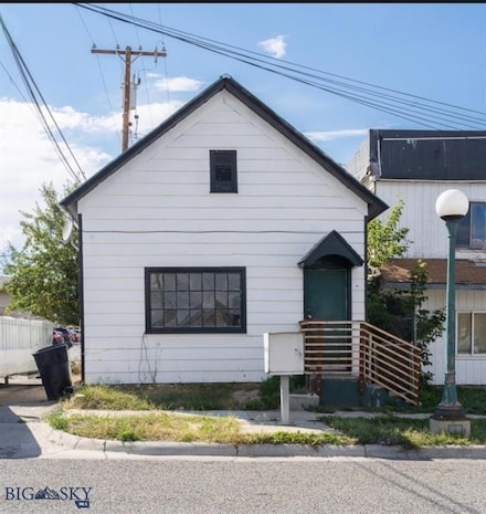 310 Chestnut St, Anaconda, MT 59711
