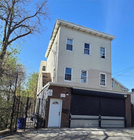 2 Carlisle Place Unit 1, Yonkers, NY 10701