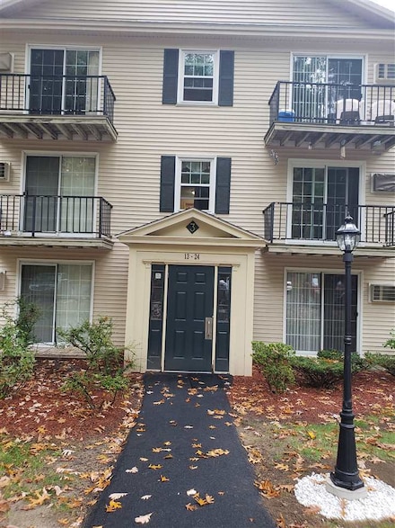 3 Autumn Leaf Dr Unit 14, Nashua, NH 03060