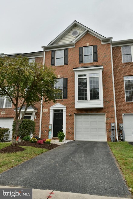 1571 Hallwood Ct, Crofton, MD 21114
