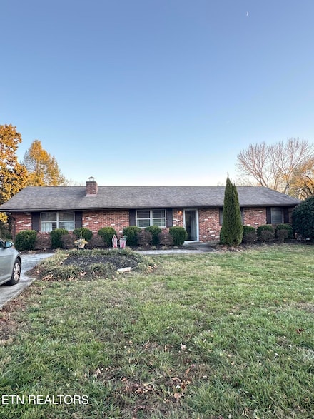 2623 Harrison Rd, Lenoir City, TN 37771