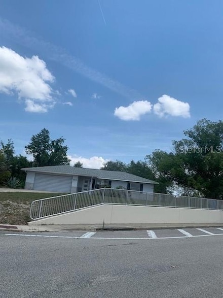2233 N Normandy Blvd, Deltona, FL 32725