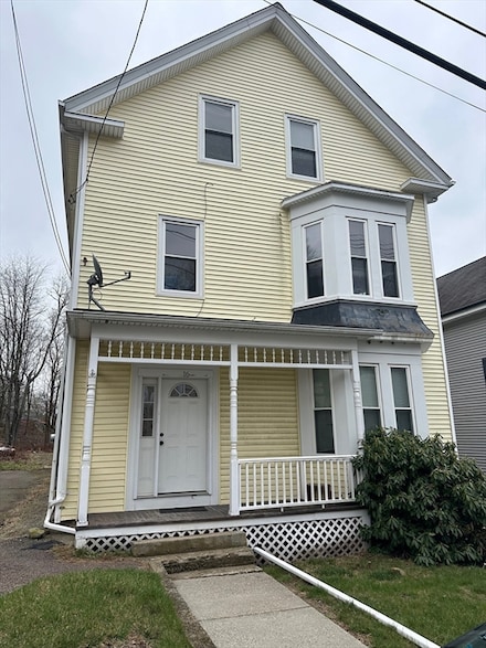 16 Preston St, Millville, MA 01529