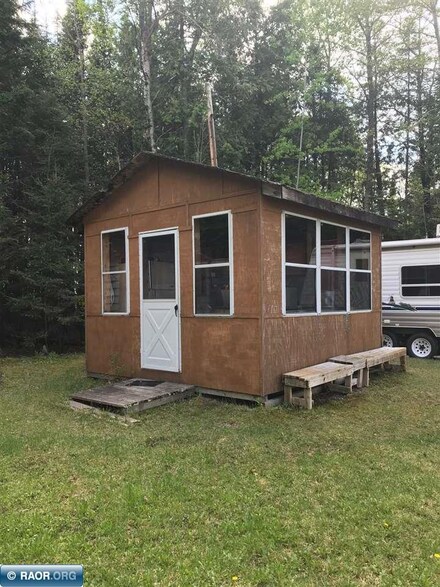 5757 Hoodoo Point Rd, Tower, MN 55790