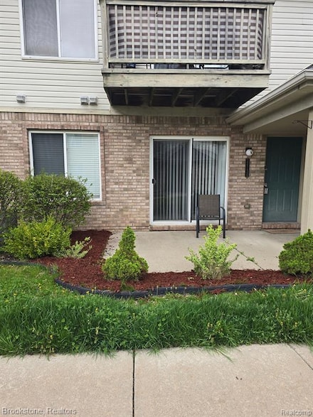 24134 Wedgewood Cir Unit 39, Warren, MI 48091