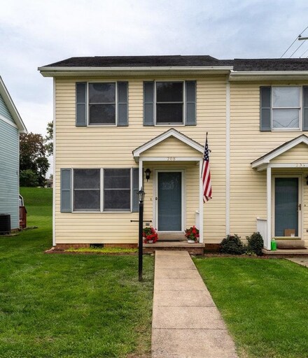 208 Seventh Ave, Luray, VA 22835