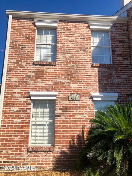 433 Rena Dr, Lafayette, LA 70503