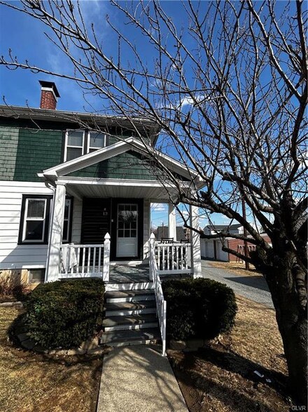 13 N 38th St, Allentown, PA 18104